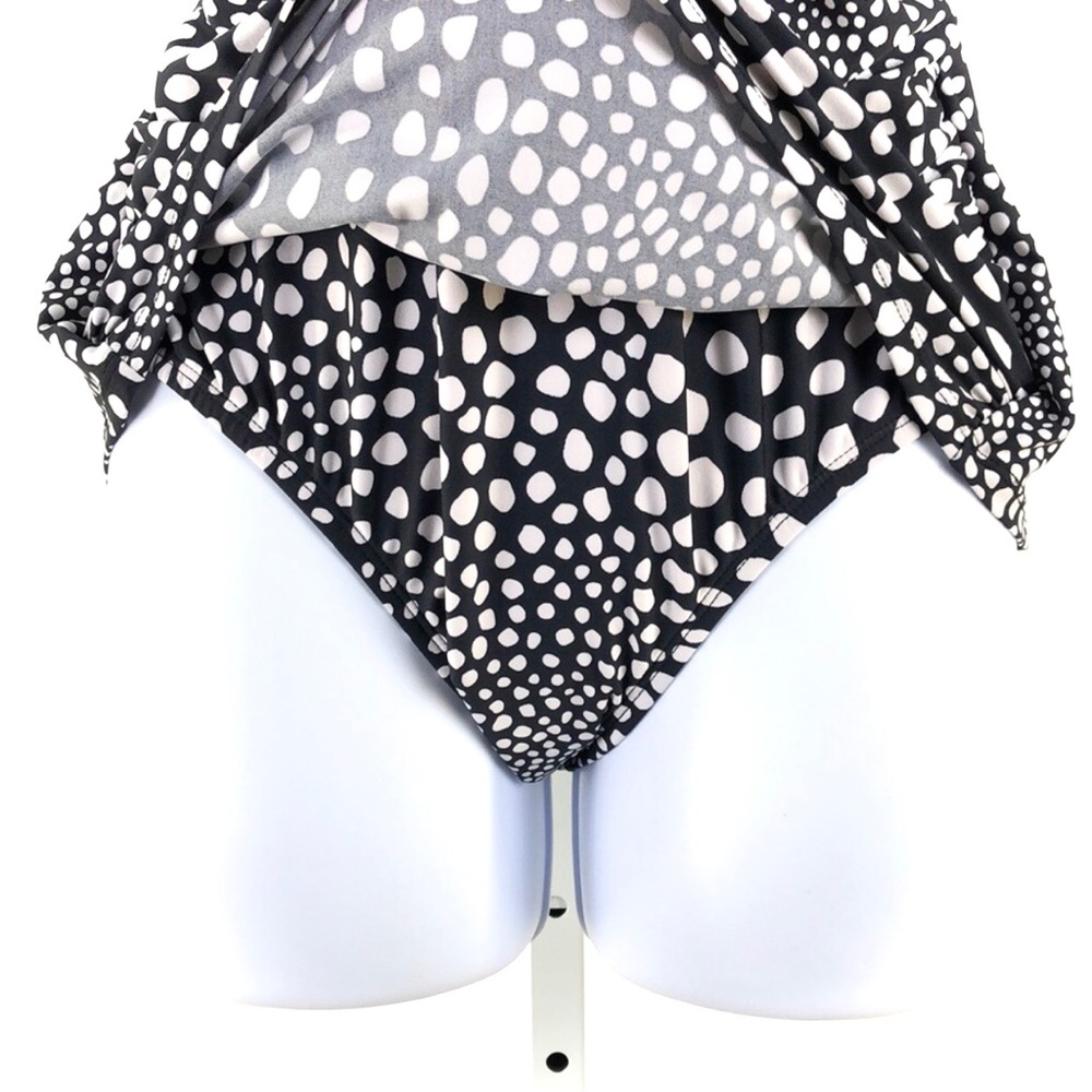 Old Navy Black White Printed Convertible Swim Suit - Picture 3 of 8